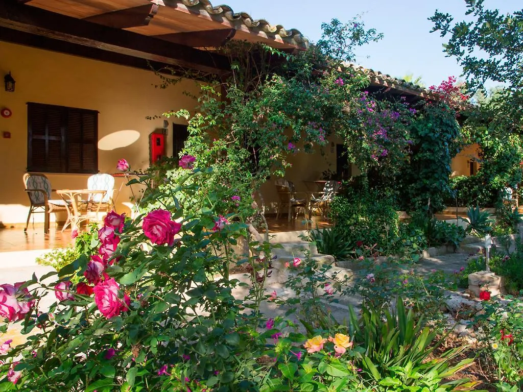 Finca Hotel Rural Predio Son Serra Can Picafort  Gospodarstwo wiejskie
