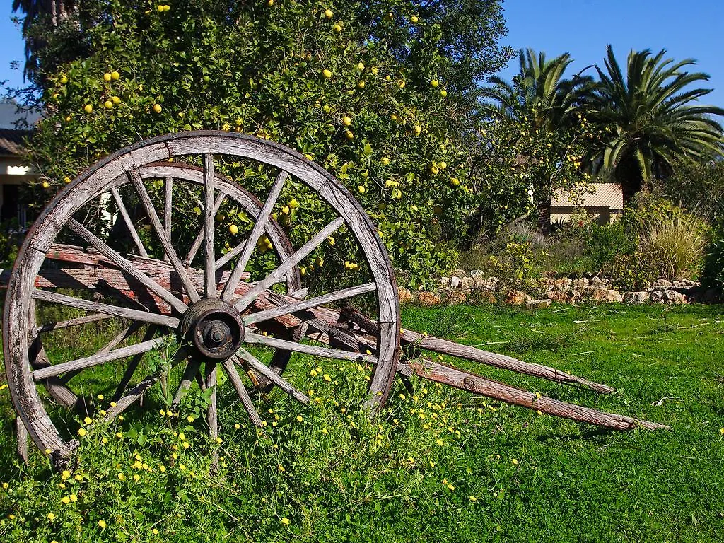 Finca Hotel Rural Predio Son Serra Can Picafort  Gospodarstwo wiejskie
